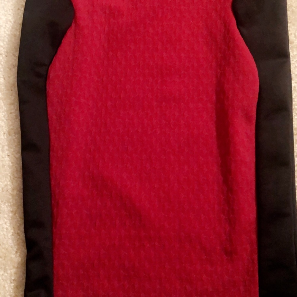 Skirts - Picture 5 of 6